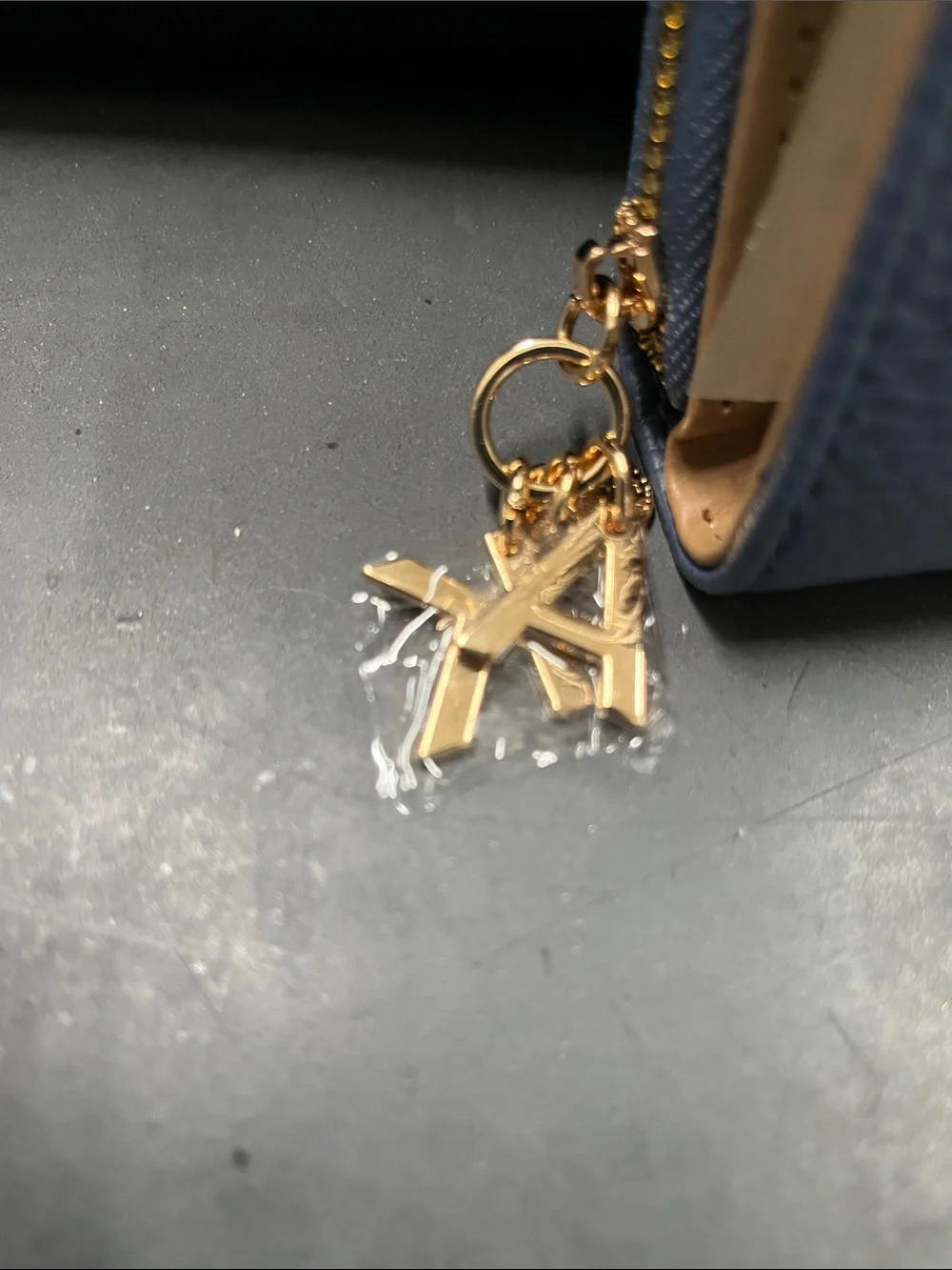 Anne Klein compact zip